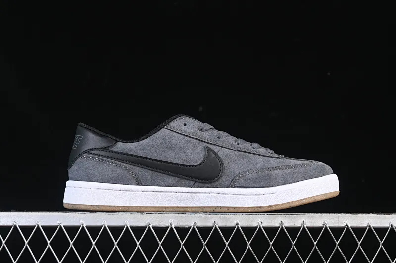 All categories Nk SB Dunk series Nike SB Fc Classic campus sneakers Nike SB Fc Classic Nike autumn and winter campus casual sneakers 909096-003
